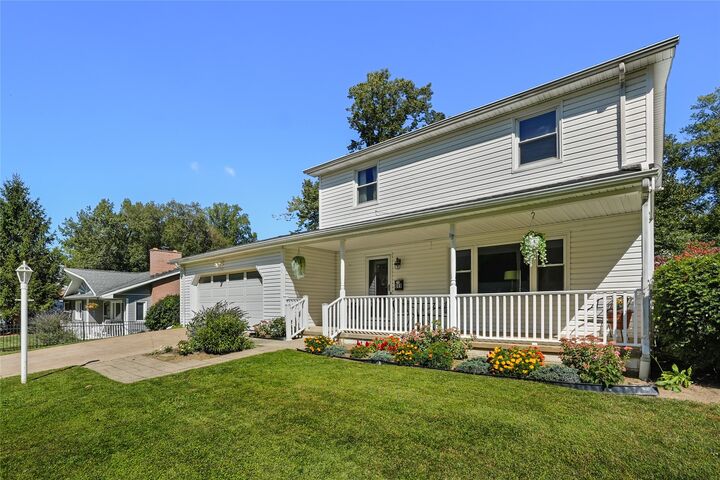 Property Photo: 611 Rondeau Drive PA 16505