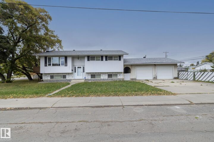 Property Photo:  15312 109 Avenue NW  AB T5P 4K7 
