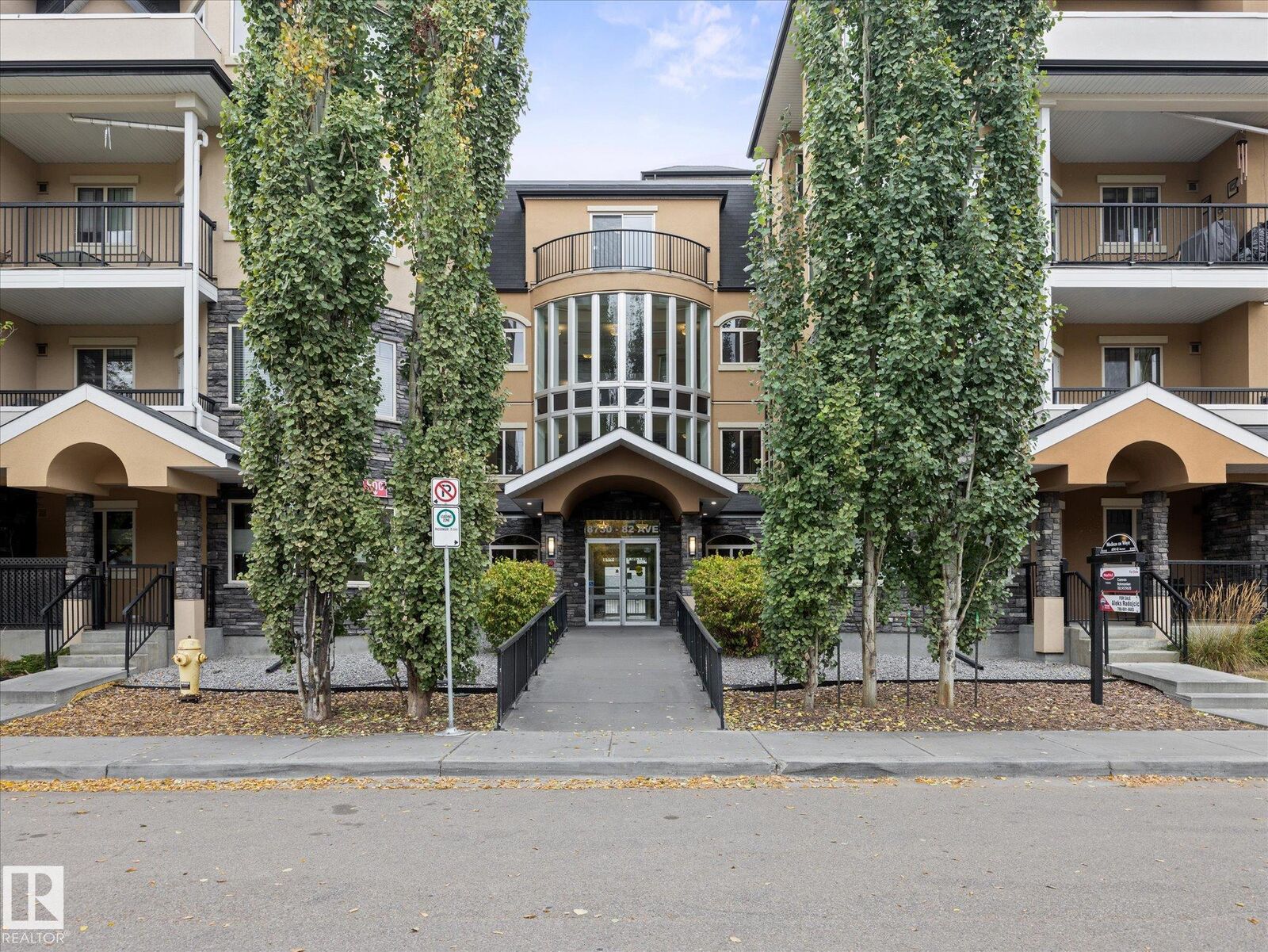 Property Photo:  8730 82 Avenue NW 305  AB T6C 0Z1 