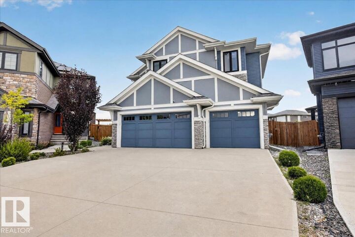 Property Photo:  6813 Knox Loop SW  AB T6W 4R3 