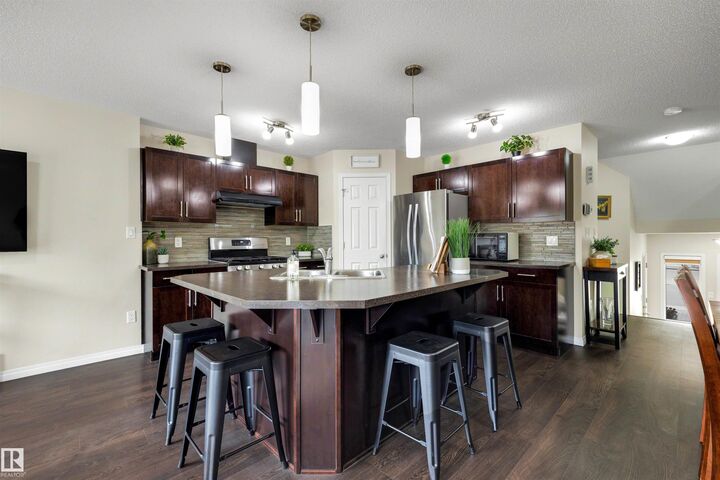 Property Photo:  2422 Cassidy Way SW  AB T6W 3E2 