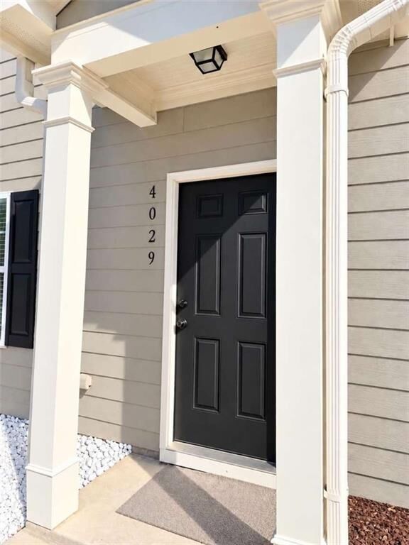 Property Photo:  4029 Avalon Road SW  GA 30331 