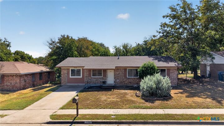 Property Photo:  801 S 23rd Street  TX 76522 