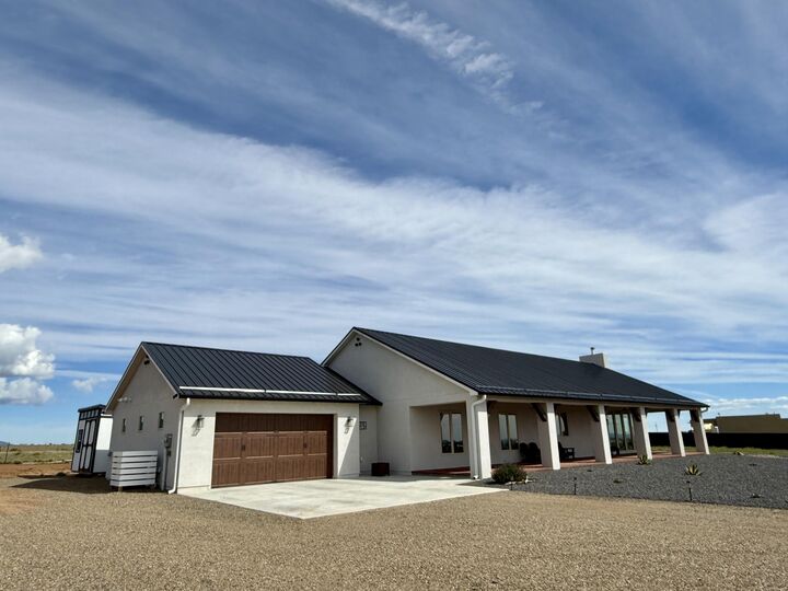 Property Photo:  19 Casey Court  NM 87015 
