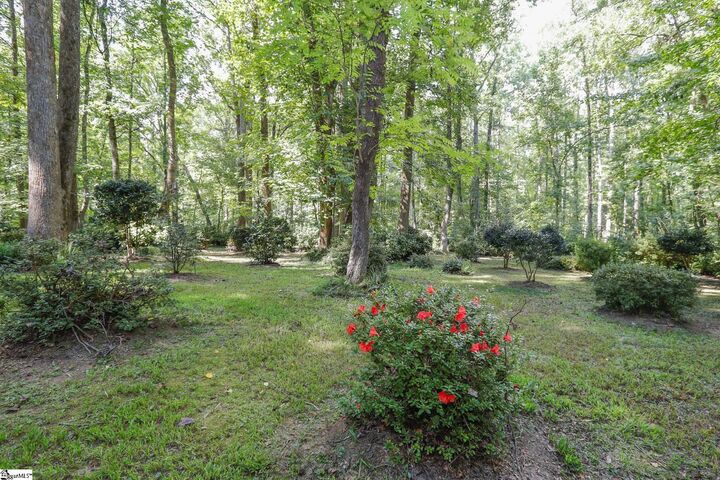 Property Photo:  105 Old Forest Lane  SC 29640 