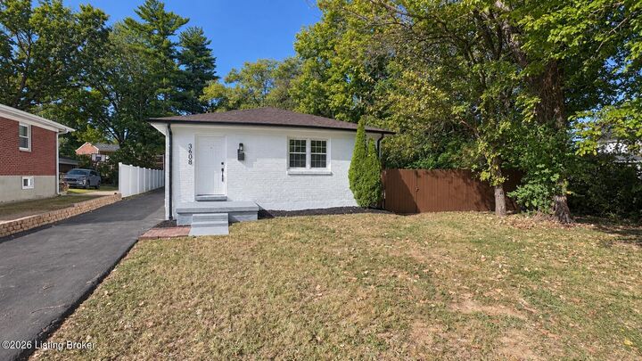 Property Photo:  3608 Goldsmith Ln  KY 40220 