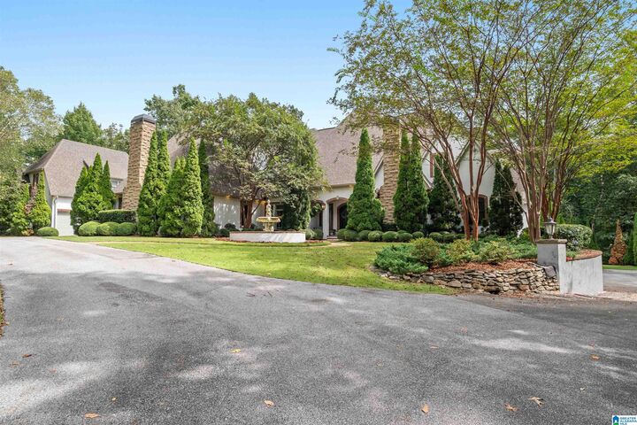 Property Photo:  9 Montagel Way  AL 35242 