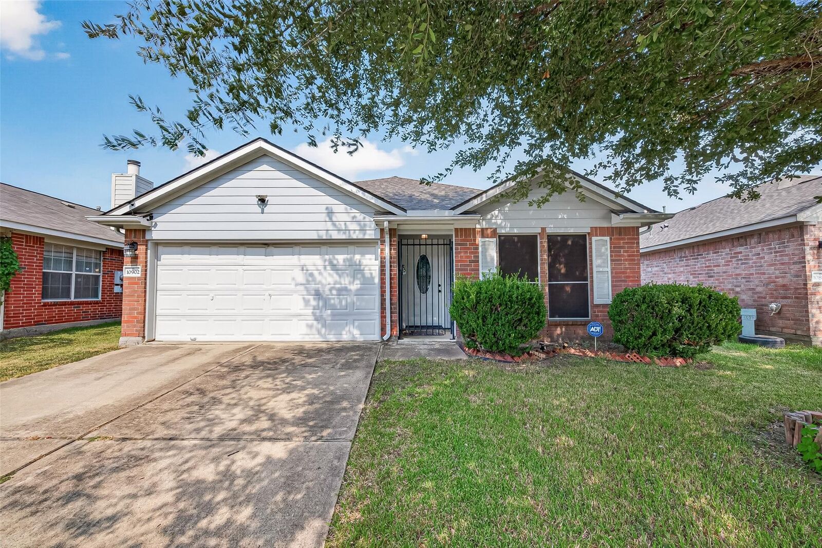 Property Photo:  10902 Primrose Acres Lane  TX 77031 