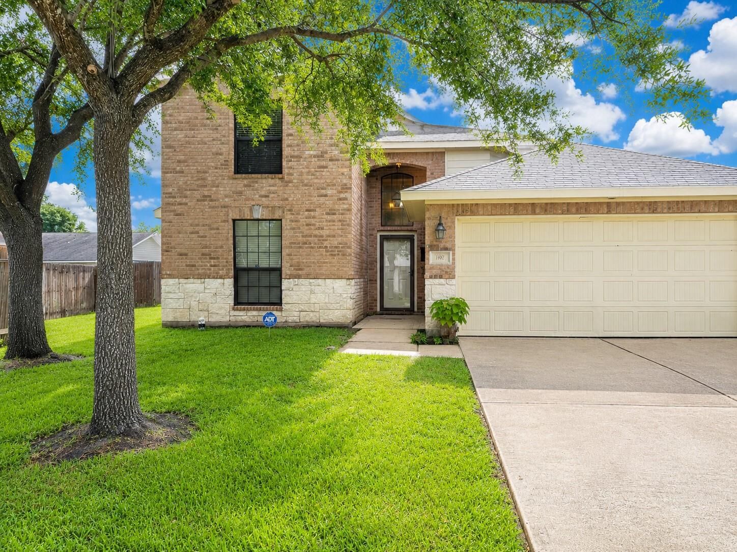 Property Photo:  1602 Halpern Street  TX 77009 