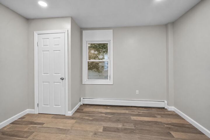 Property Photo:  196 Smith St 1  NJ 07106 
