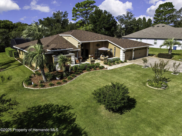 Property Photo:  13162 Roseanna Drive  FL 34609 