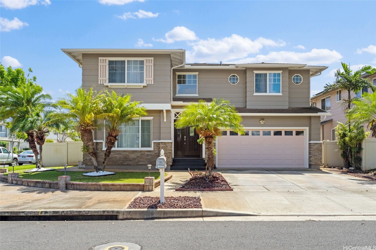 Property Photo:  91-1033 Hoomaalili Street  HI 96706 