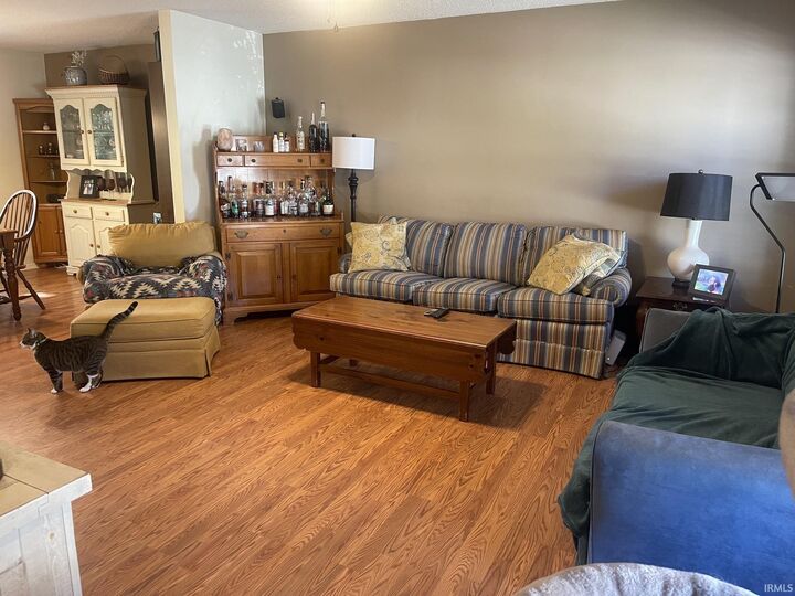 Property Photo:  436 E Laurelwood Drive  IN 47401 