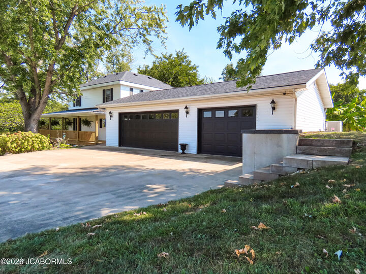 Property Photo: 4920 Wardsville Road MO 65101