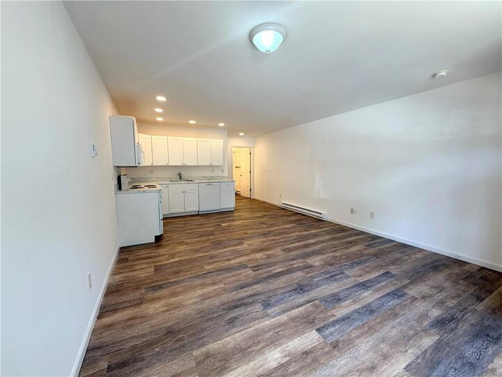 Property Photo:  811 Itaska Street 1st Floor  PA 18015 