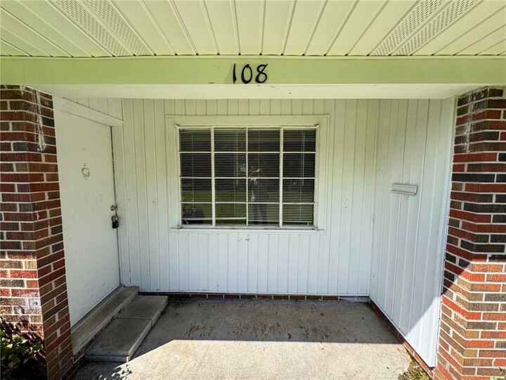 Property Photo:  108 Johnston Street  AL 36611 