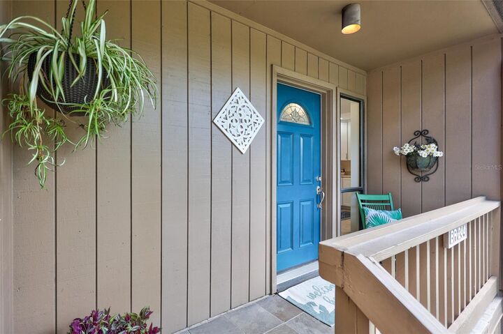 Property Photo: 1637 Brookhouse Court 244 FL 34231