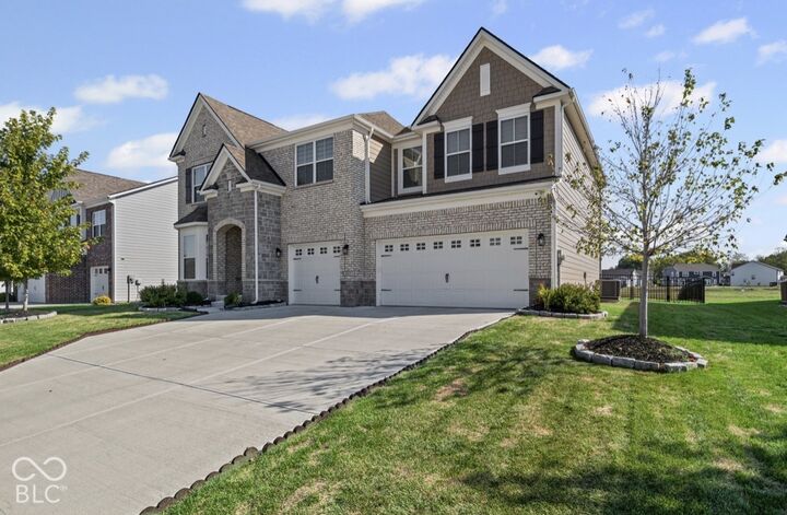 Property Photo: 6525 Gulfwood Drive IN 46112
