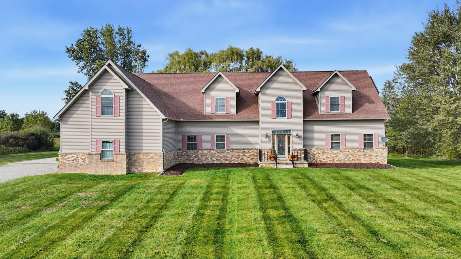 Property Photo: 11111 Canada Road MI 48415