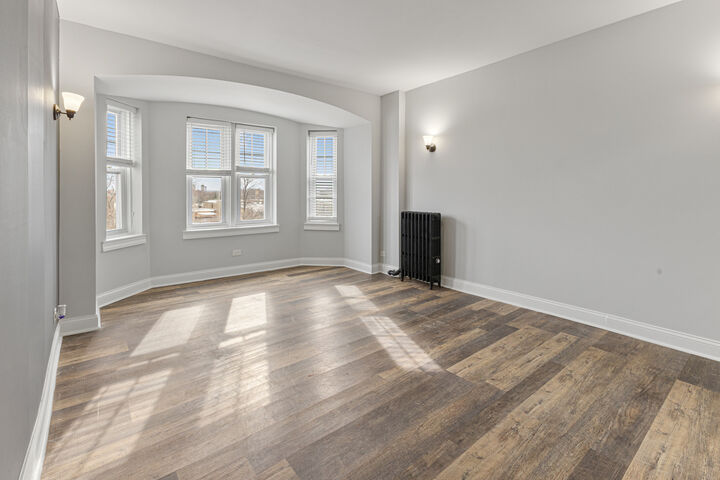 Property Photo: 1608 W Sherwin Avenue 501 IL 60626