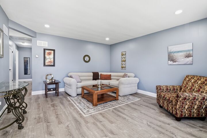 Property Photo:  18460 Oakwood Avenue  IL 60438 