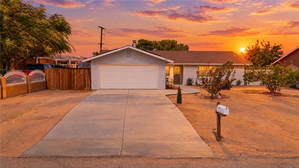 Property Photo: 8373 Ironwood CA 93505