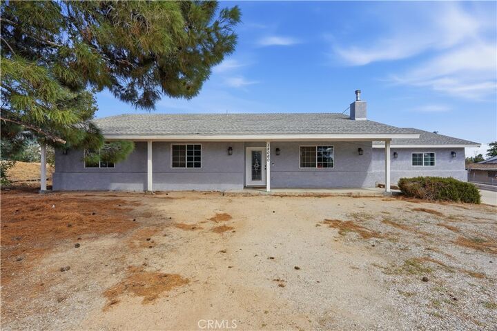 Property Photo:  18060 Walnut Street  CA 92345 
