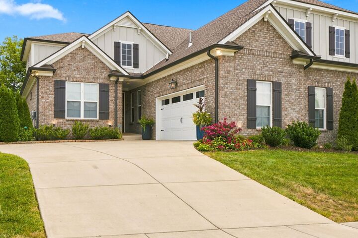 Property Photo:  602 Lake Reserve Cv  TN 37076 