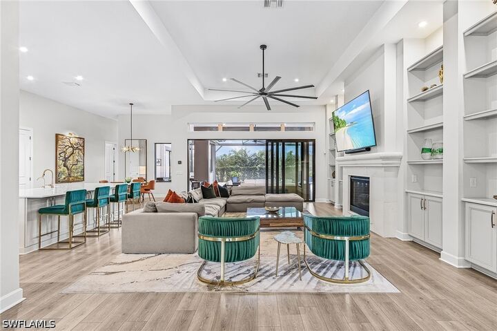 Property Photo: 15388 Motta Way FL 34114
