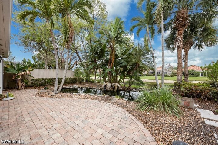 Property Photo:  4260 Montalvo Court  FL 34109 