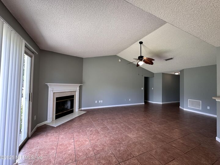 Property Photo:  9007 Bridgecreek Drive W  FL 32244 