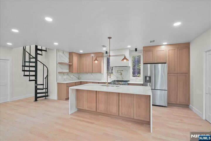 Property Photo:  27B Taylortown Road  NJ 07045 