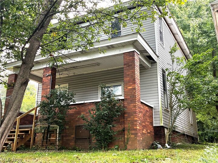 Property Photo:  410 Blakeley  OH 43920 