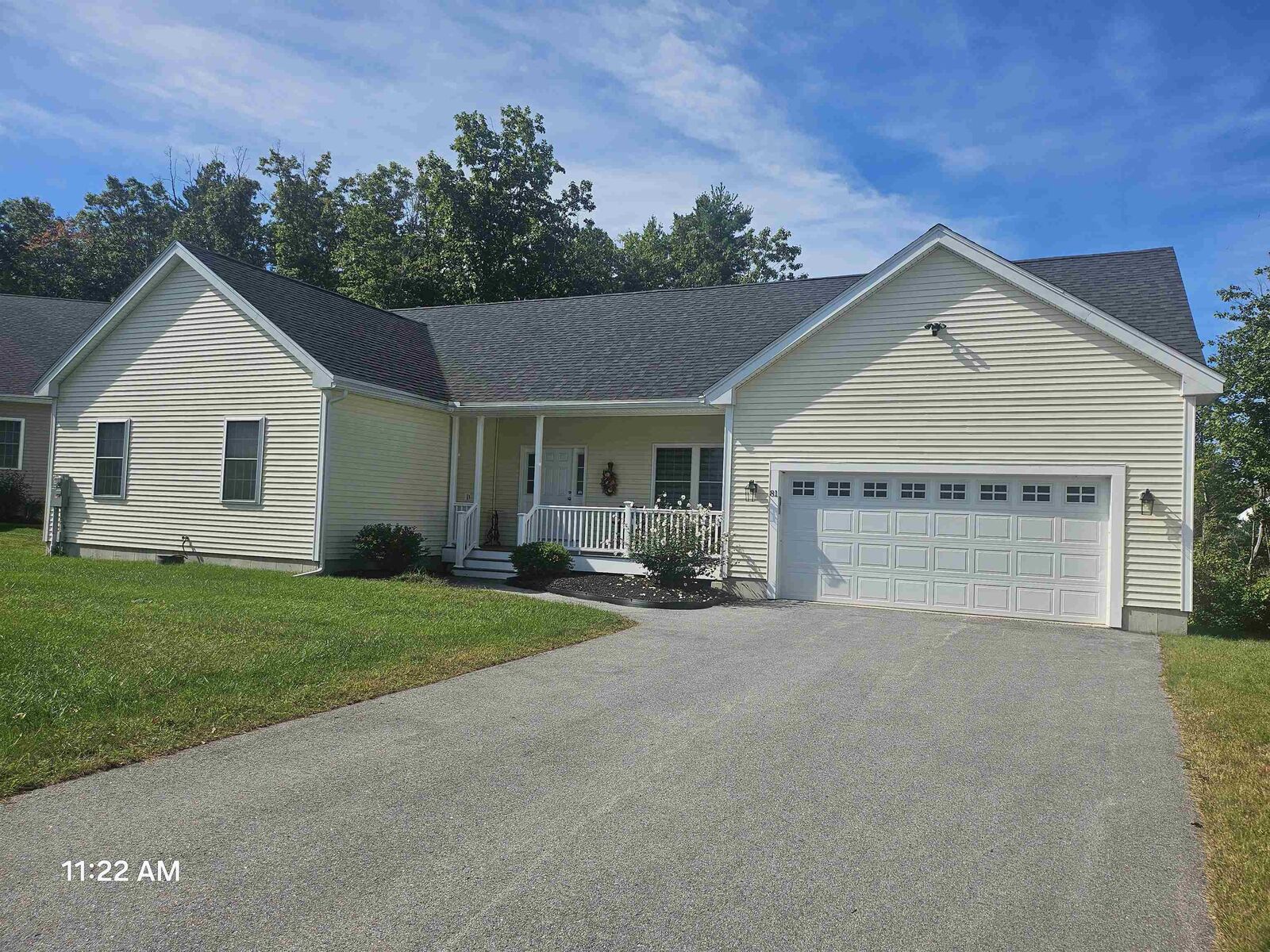 Property Photo:  81 Bentley Way  NH 03102 
