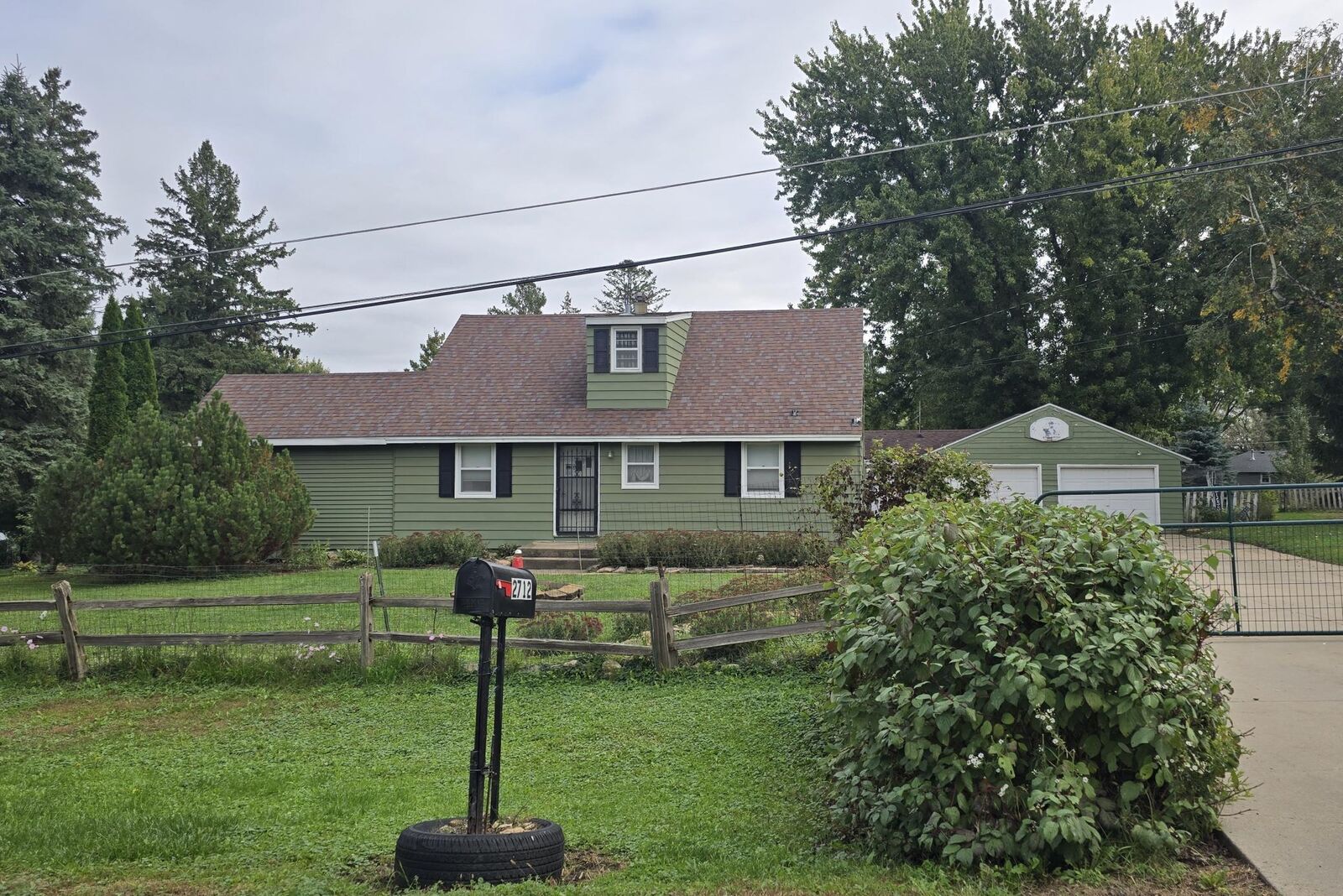 Property Photo: 2712 25th Avenue SE MN 55904