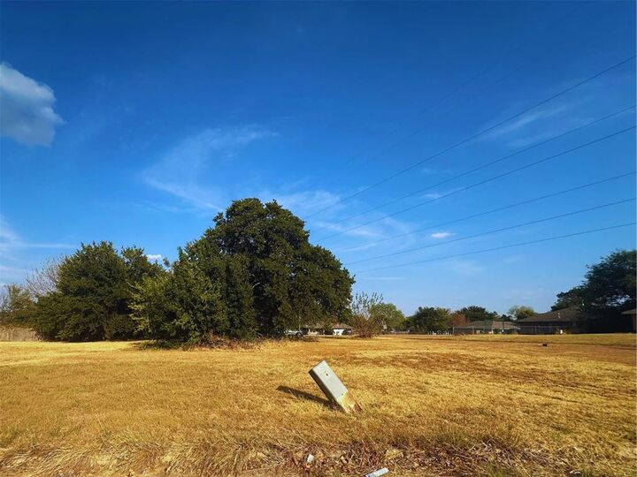 Property Photo: Bentree Country Way OK 73141