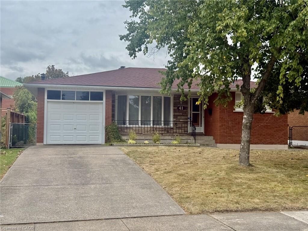 Property Photo:  41 Orlanda Road  ON L8G 2K3 