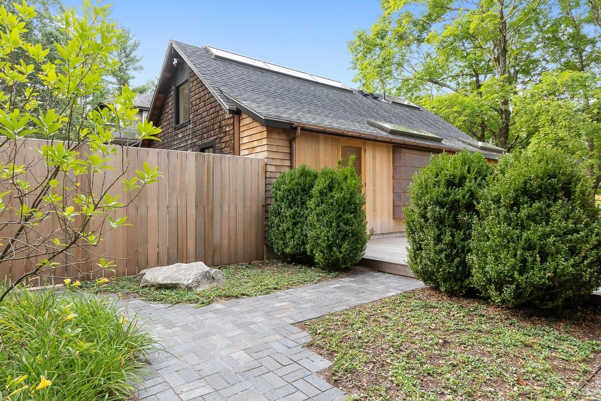 Property Photo: 387 Garfield Rd 387 MA 01742