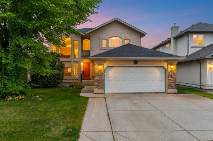 Property Photo:  148 Sierra Madre Crescent SW  AB T3H 3G8 