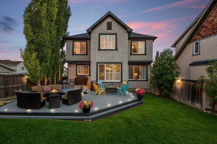 Property Photo:  113 Tusslewood Bay NW  AB T3L 2Y3 