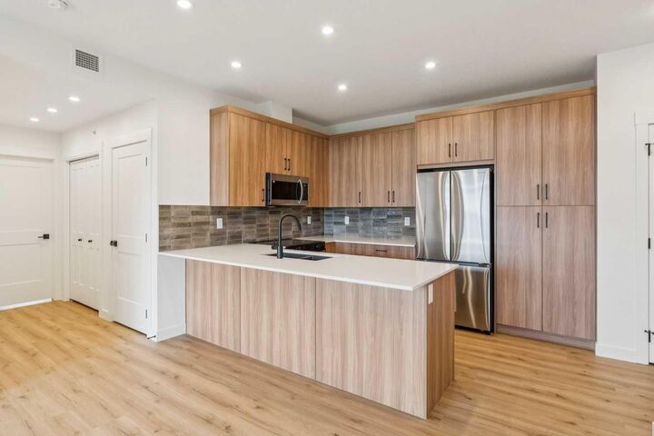 Property Photo:  3700 Seton Avenue SE 3403  AB T3M 4K4 