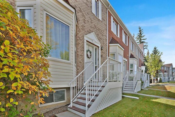Property Photo:  169 Citadel Drive NW  AB T3G 4J5 