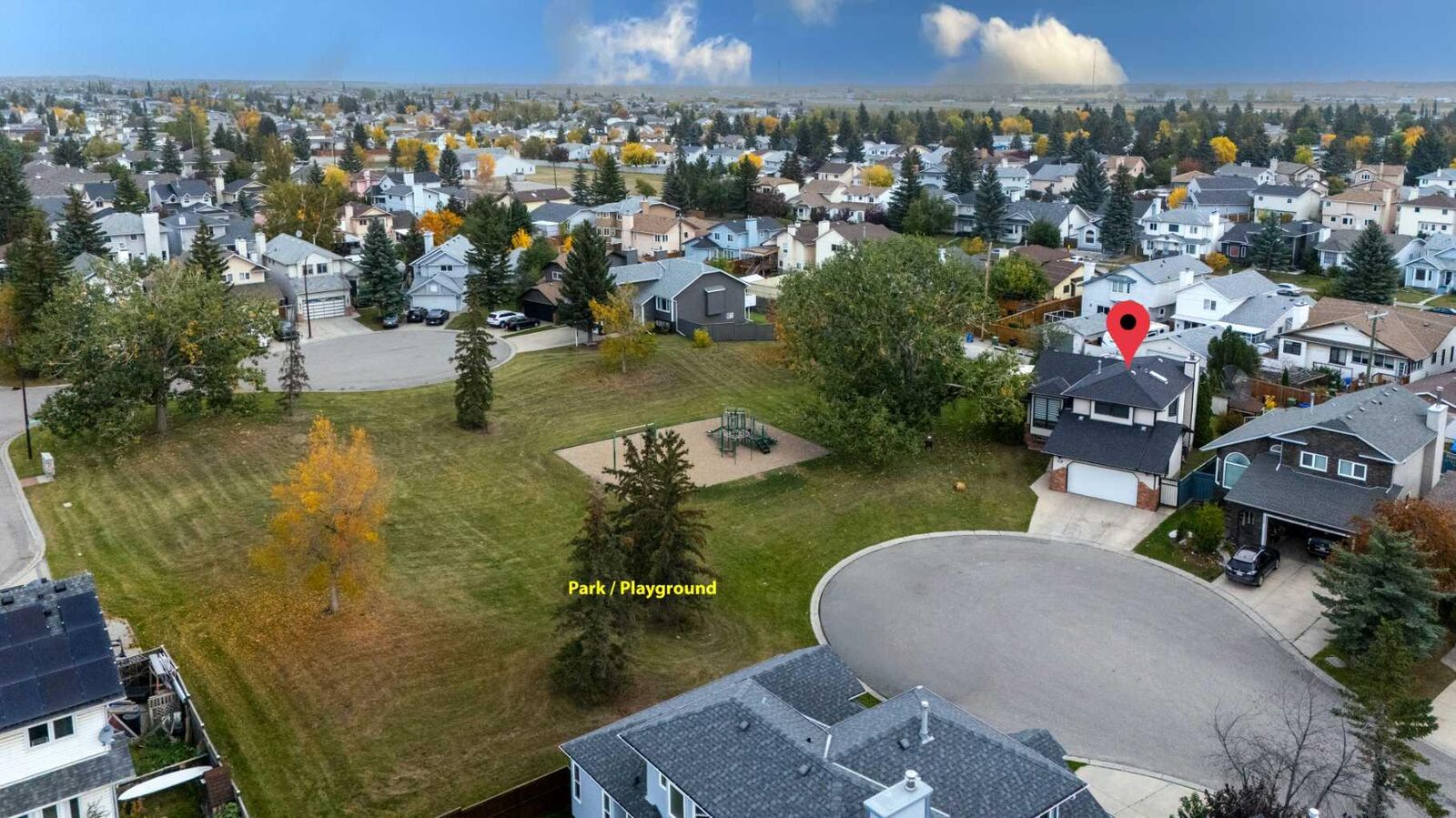 Property Photo:  119 Pasadena Green NE  AB T1Y 6M9 