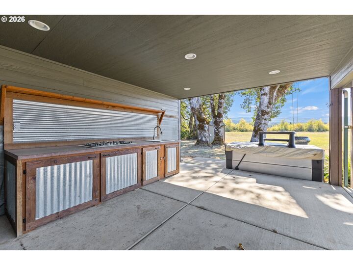 Property Photo: 19521 Highway 42 OR 97416