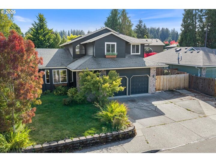 Property Photo:  13136 SW Chimney Ridge St  OR 97223 