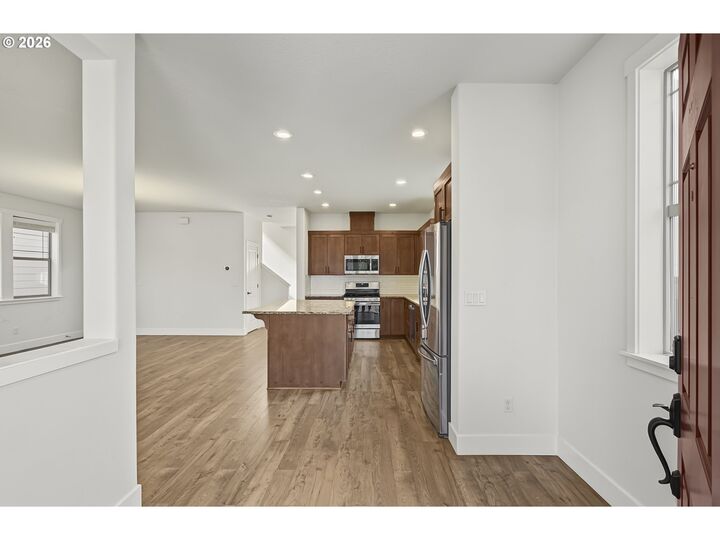 Property Photo: 10253 NW 291st Ave OR 97133