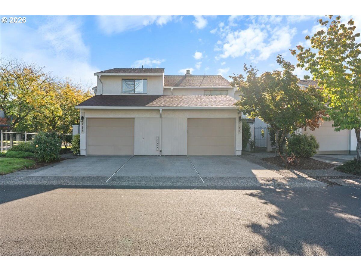 Property Photo: 3250 NE 29th St OR 97030