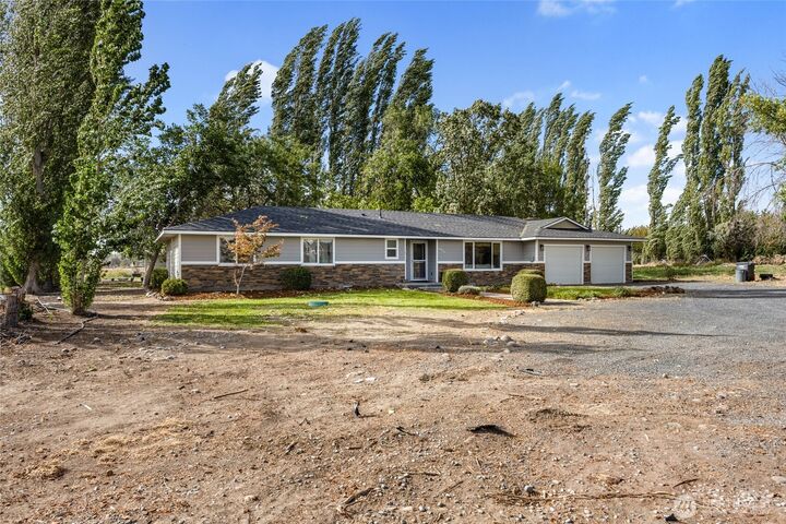 Property Photo:  6856  Rd E  NE  WA 98837 