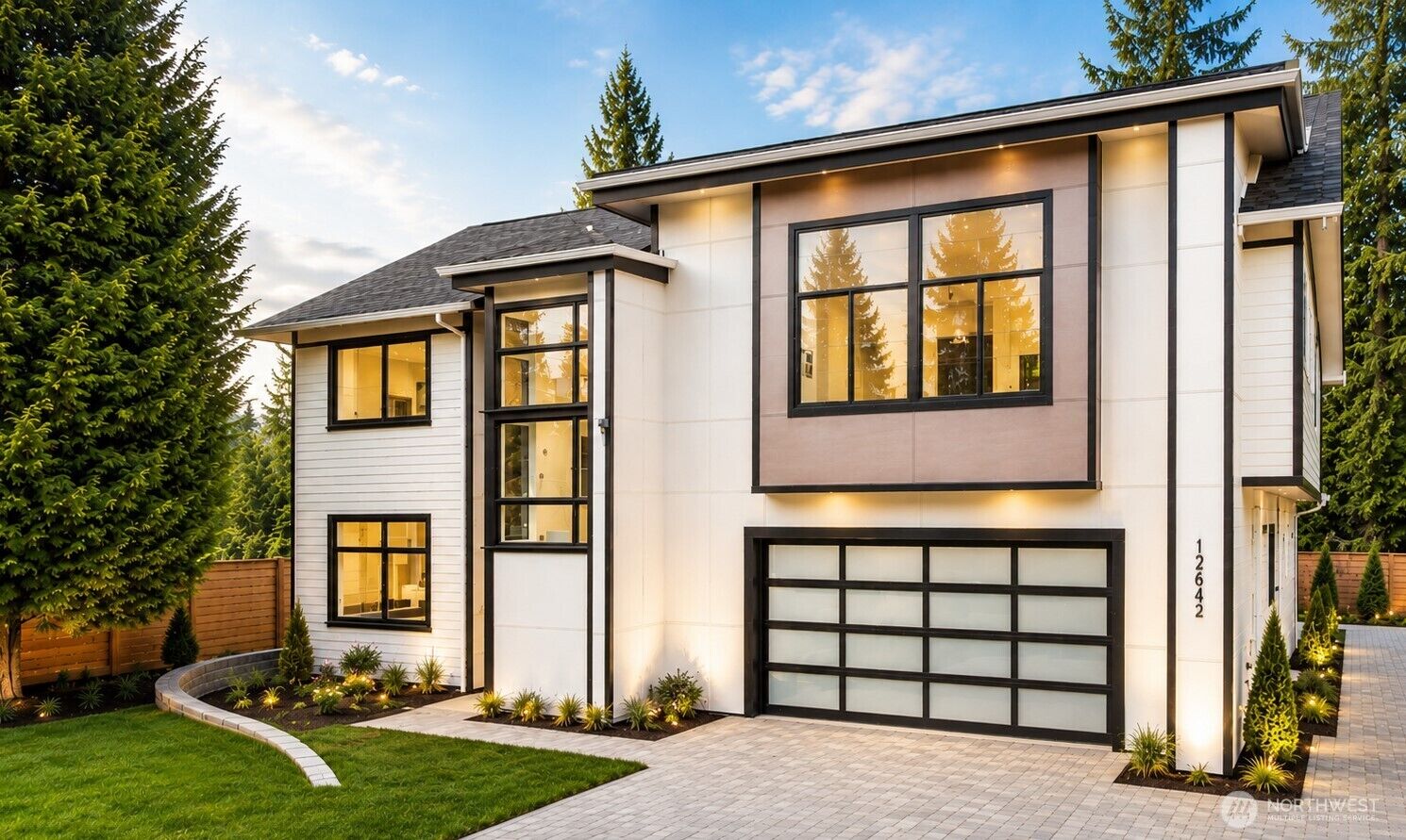 Property Photo:  12642 NE 80th Street  WA 98033 