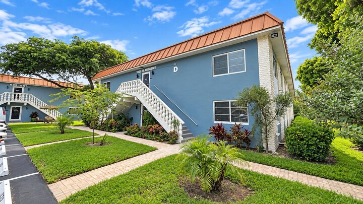 Property Photo:  1950 N Andrews Avenue 109D  FL 33311 